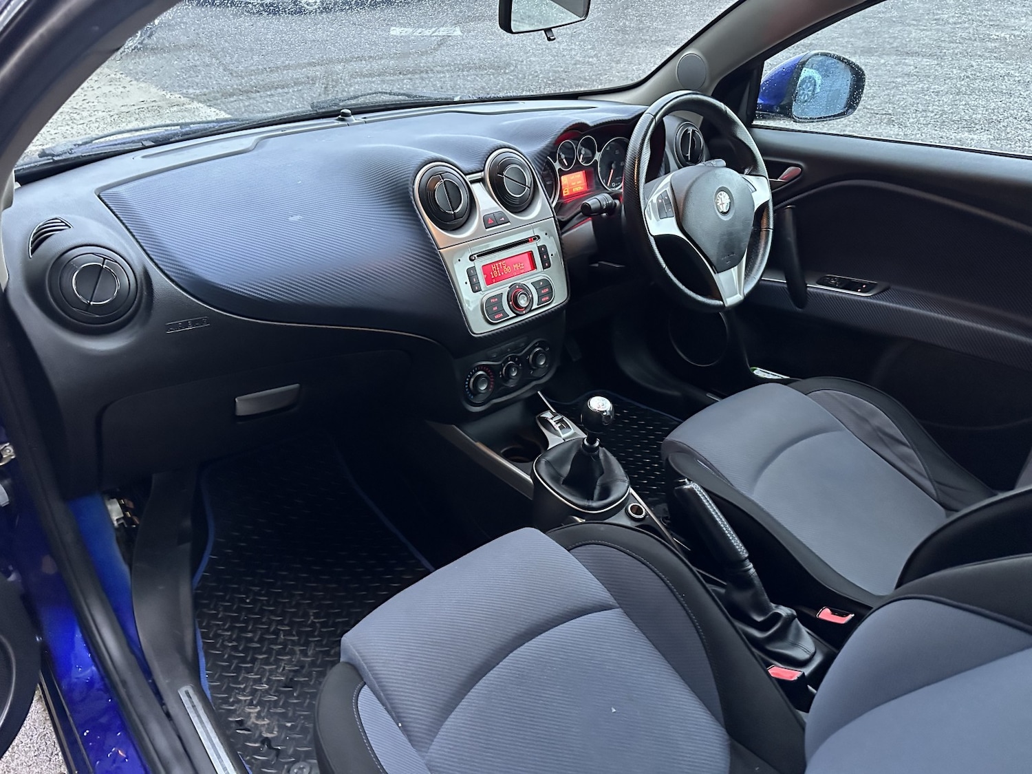 Used Alfa Romeo MiTo 2010 for sale - 76830395: Photo 6