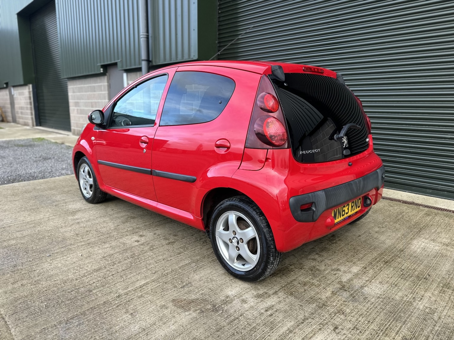 Used Peugeot 107 2013 for sale - 77277357: Photo 25