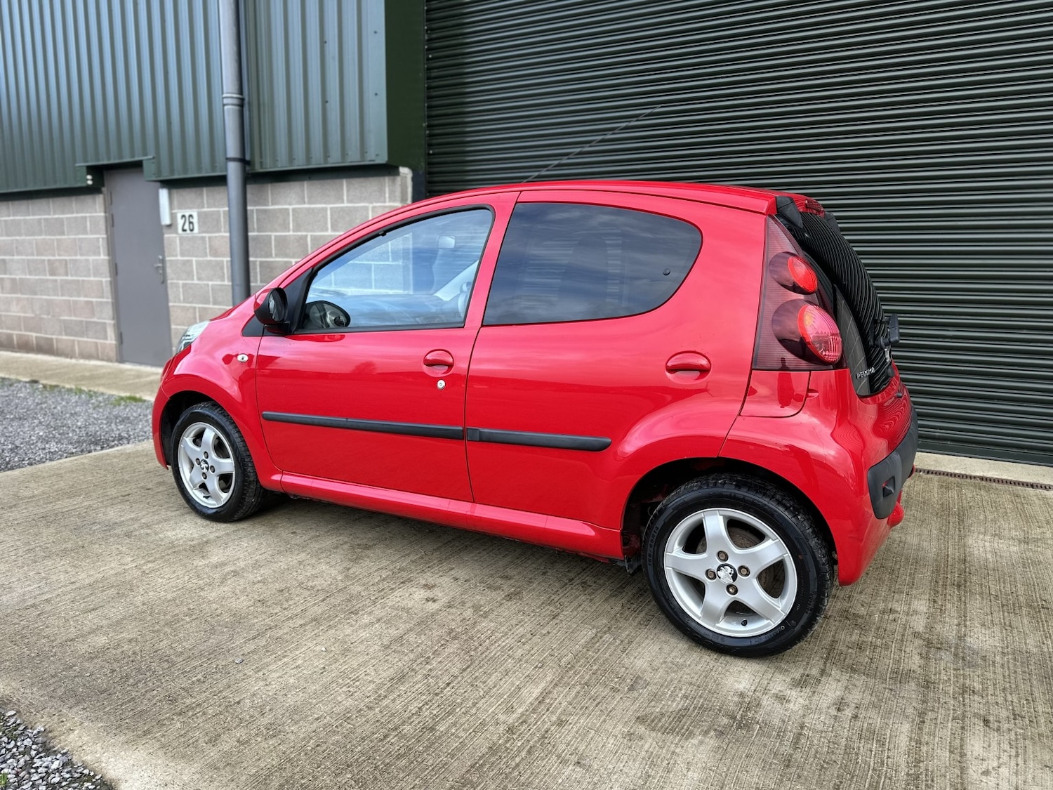 Used Peugeot 107 2013 for sale - 77277357: Photo 26