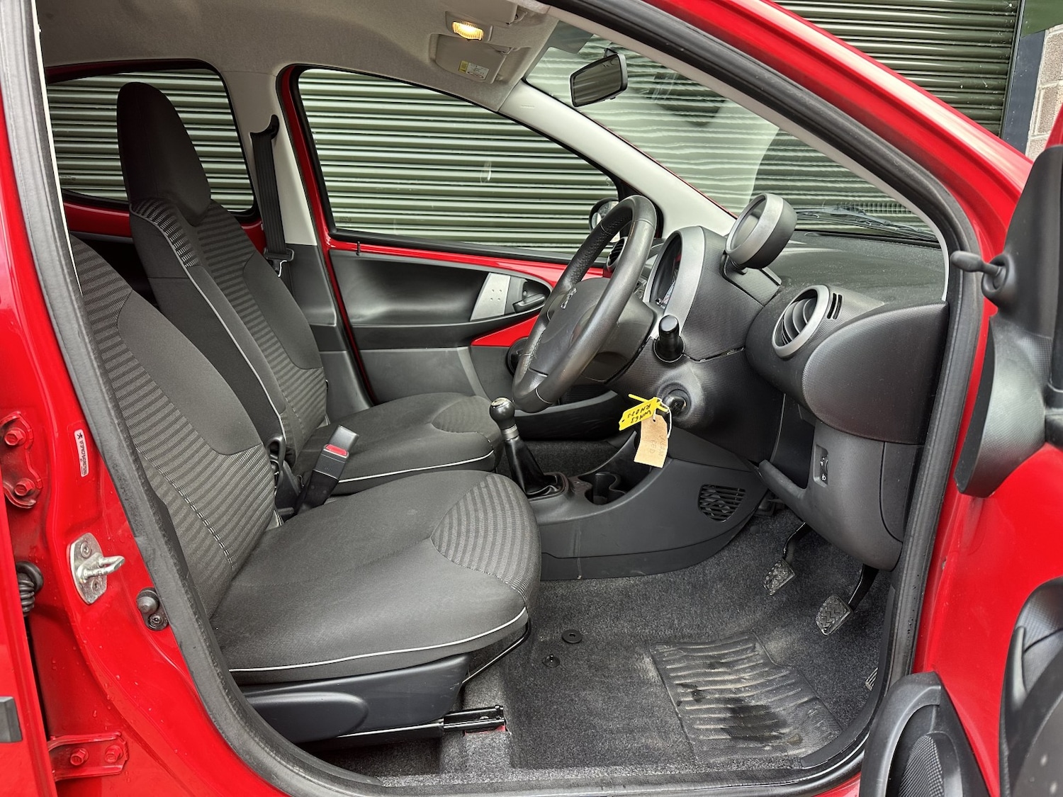 Used Peugeot 107 2013 for sale - 77277357: Photo 4