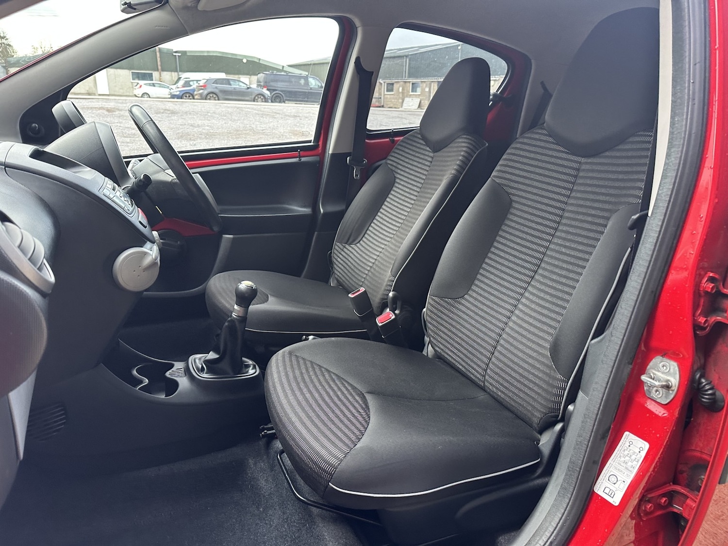 Used Peugeot 107 2013 for sale - 77277357: Photo 8