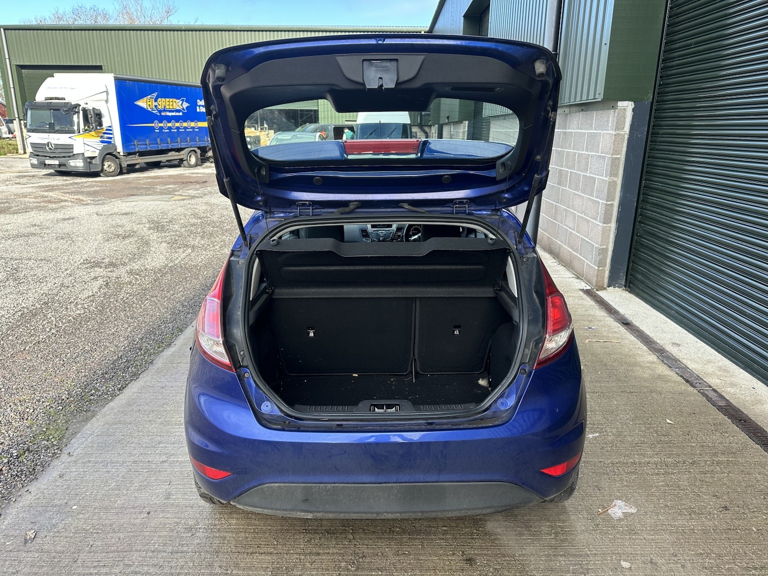 Used Ford Fiesta 2015 for sale - 77400088: Photo 29