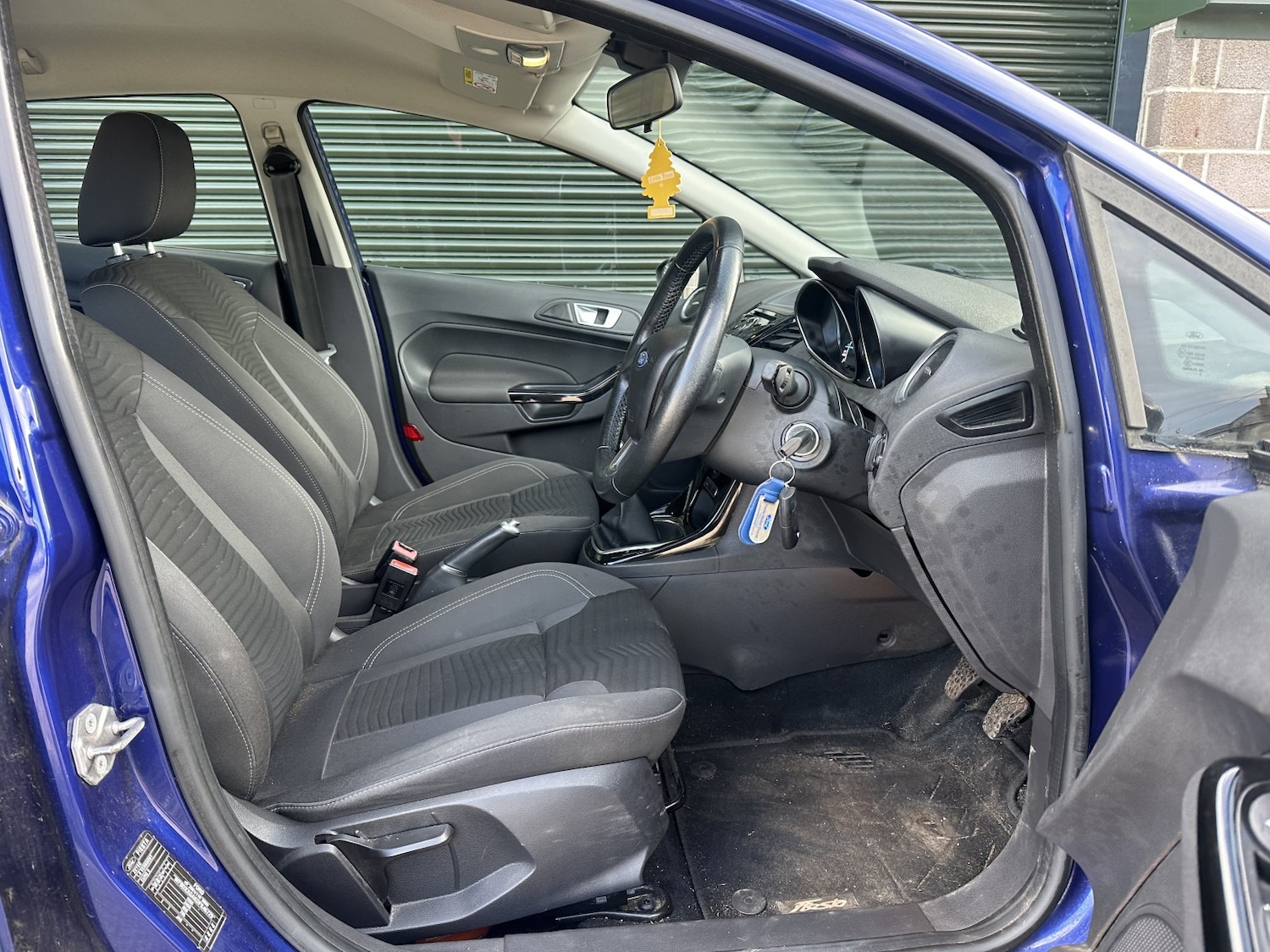 Used Ford Fiesta 2015 for sale - 77400088: Photo 4