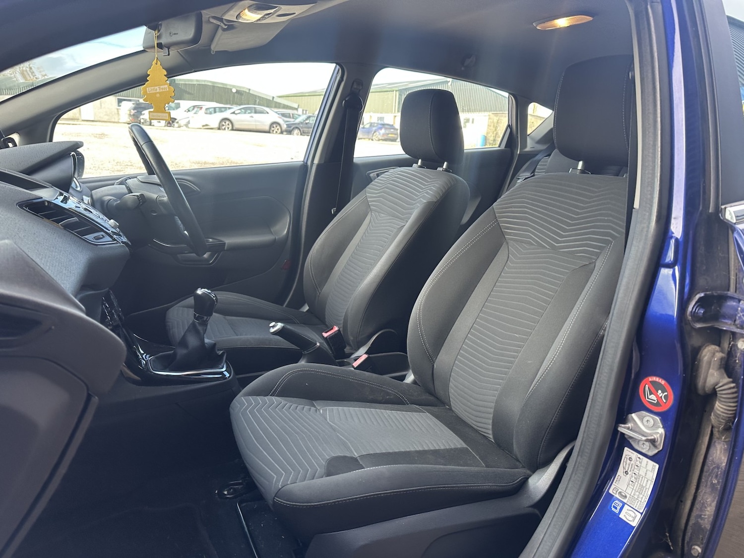 Used Ford Fiesta 2015 for sale - 77400088: Photo 8