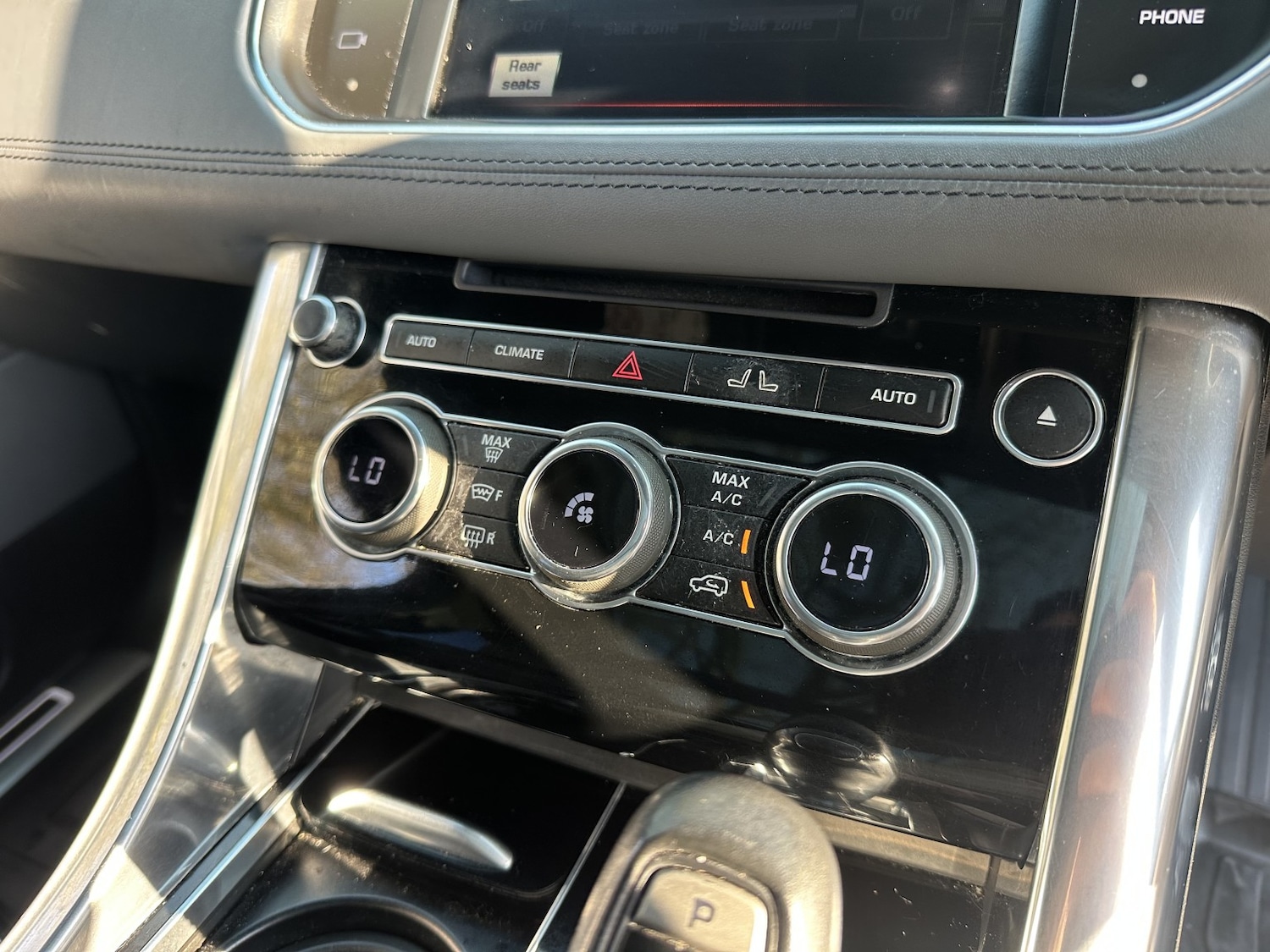 Used Land Rover Range Rover Sport 2014 for sale - 77629056: Photo 18