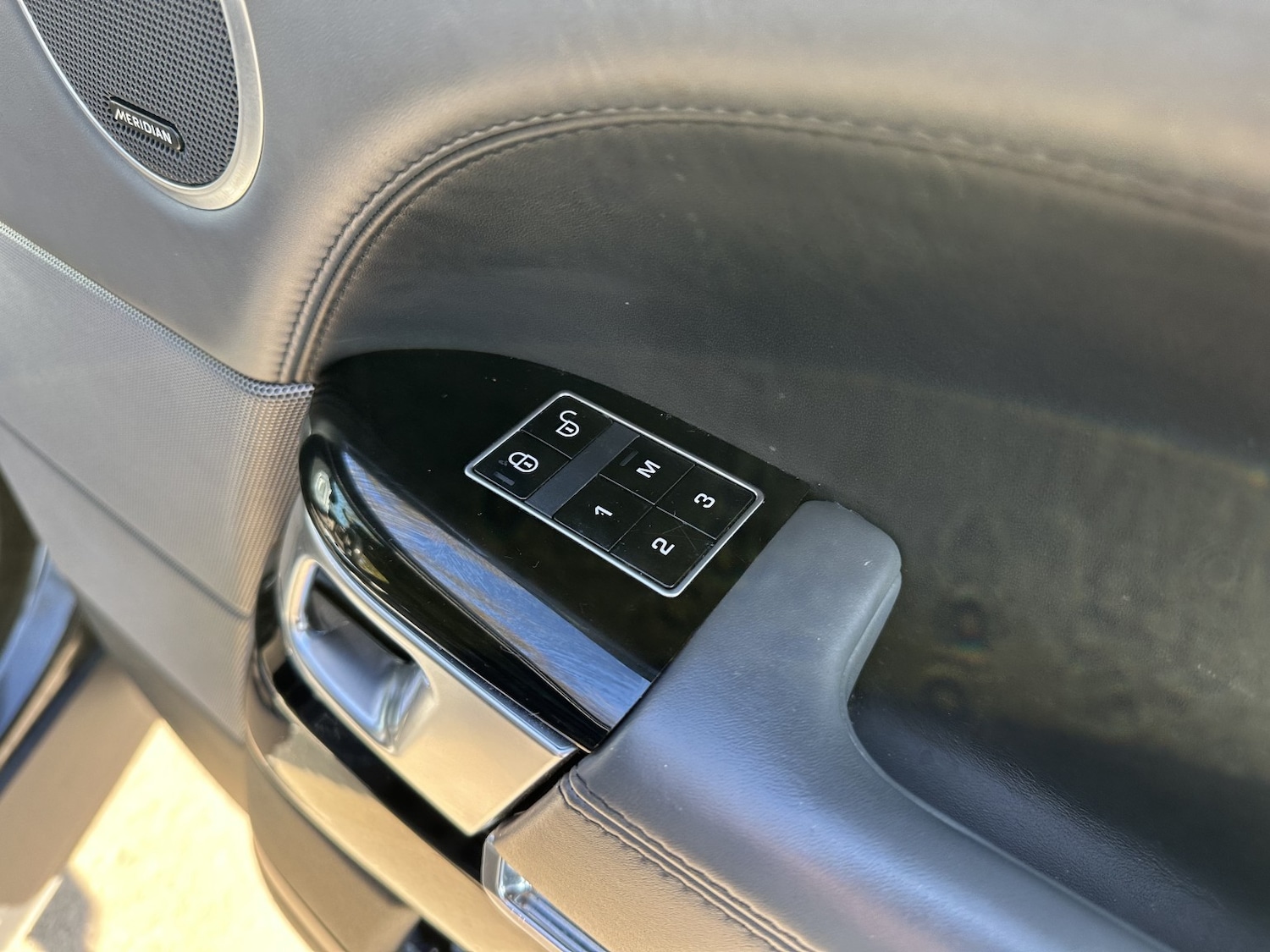 Used Land Rover Range Rover Sport 2014 for sale - 77629056: Photo 23