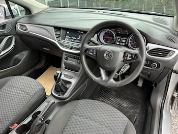 Used Vauxhall Astra 2016 for sale - 76075947: Photo