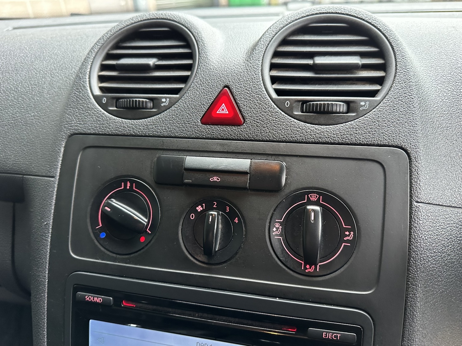 Used Volkswagen Caddy 2013 for sale - 77474802: Photo 12