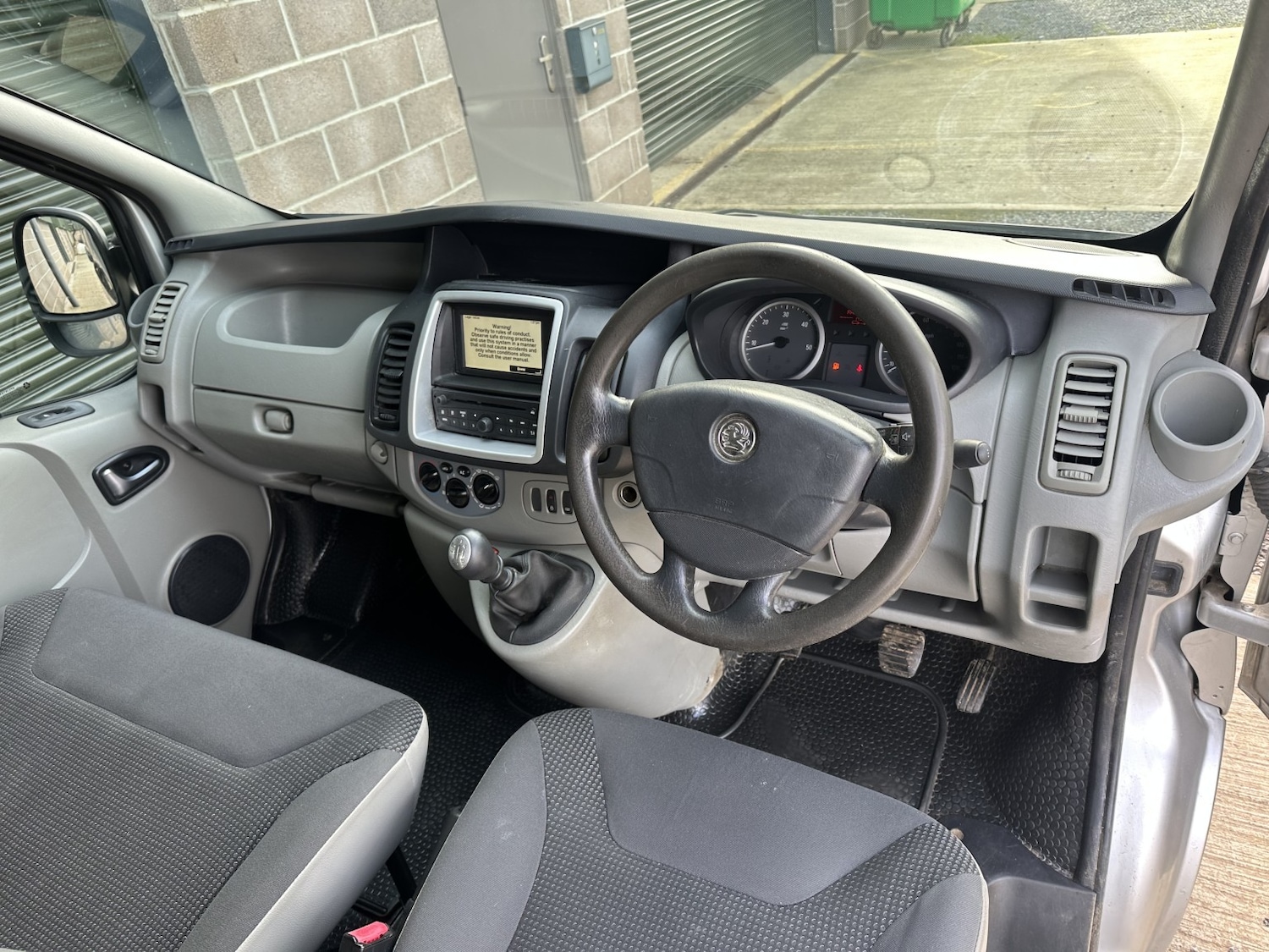 Used Vauxhall Vivaro 2014 for sale - 77629080: Photo 3