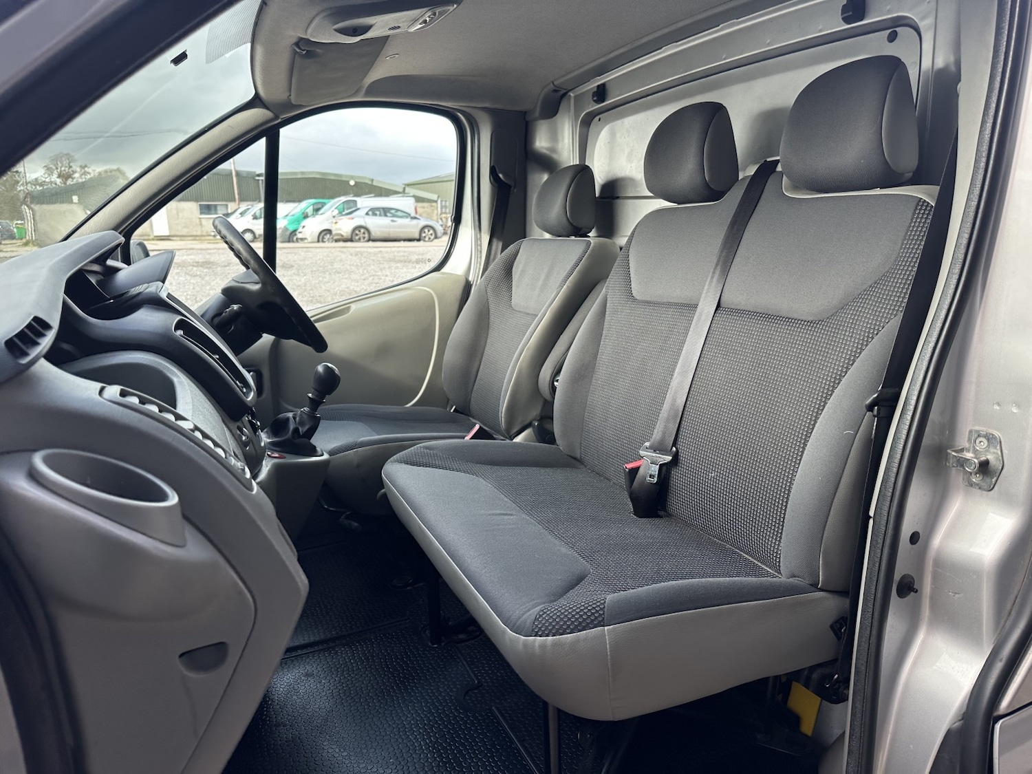 Used Vauxhall Vivaro 2014 for sale - 77629080: Photo 8