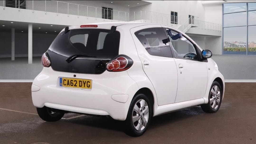 Used Toyota AYGO 2012 for sale - 76637455: Photo 7