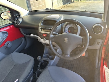 Used Peugeot 107 2006 for sale - 76769726: Photo