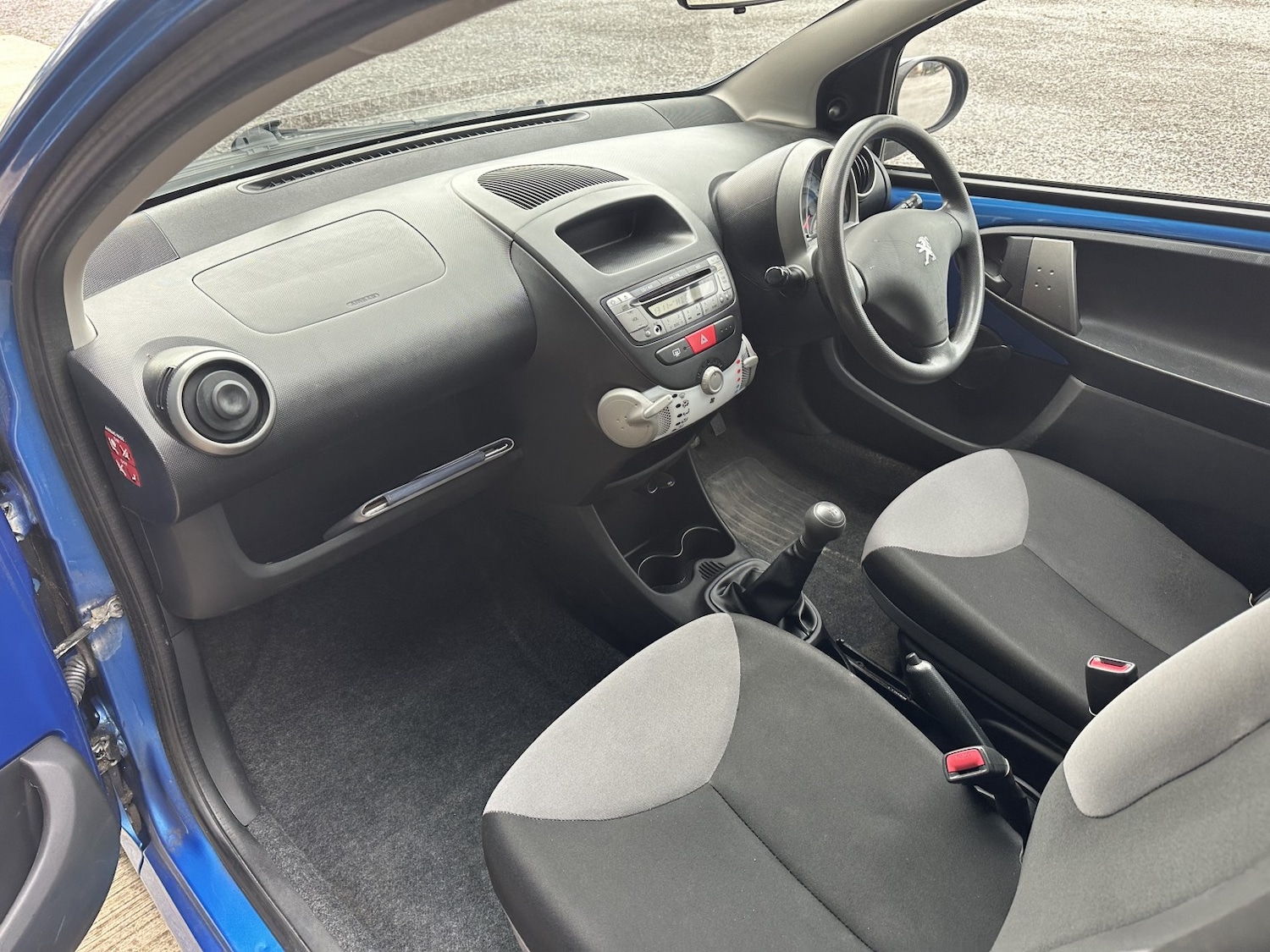 Used Peugeot 107 2014 for sale - 76941780: Photo 6