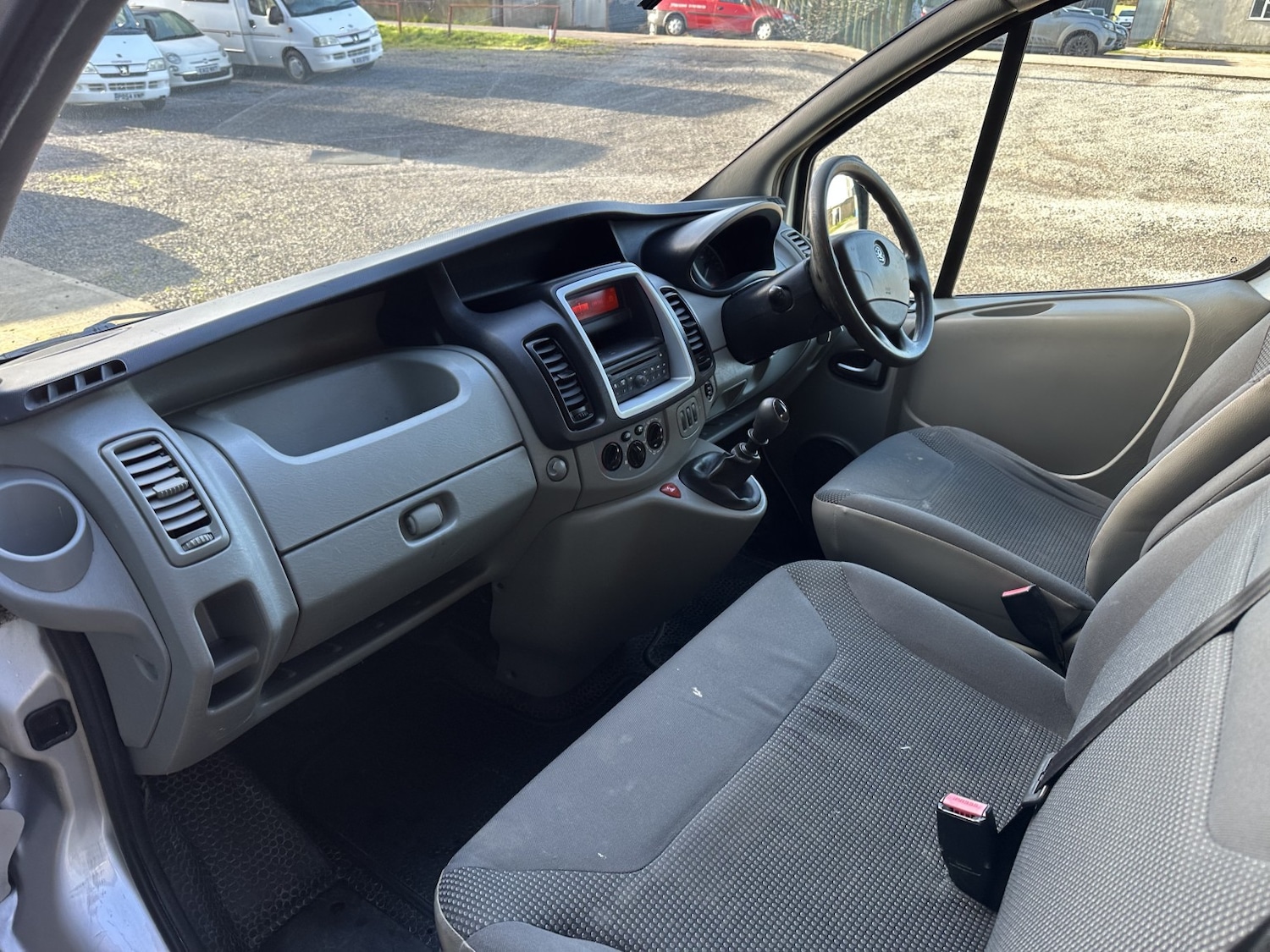 Used Vauxhall Vivaro 2011 for sale - 76968564: Photo 6