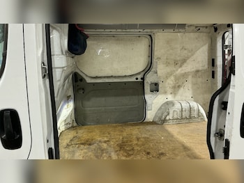 Used Vauxhall Vivaro 2008 for sale - 77241922: Photo