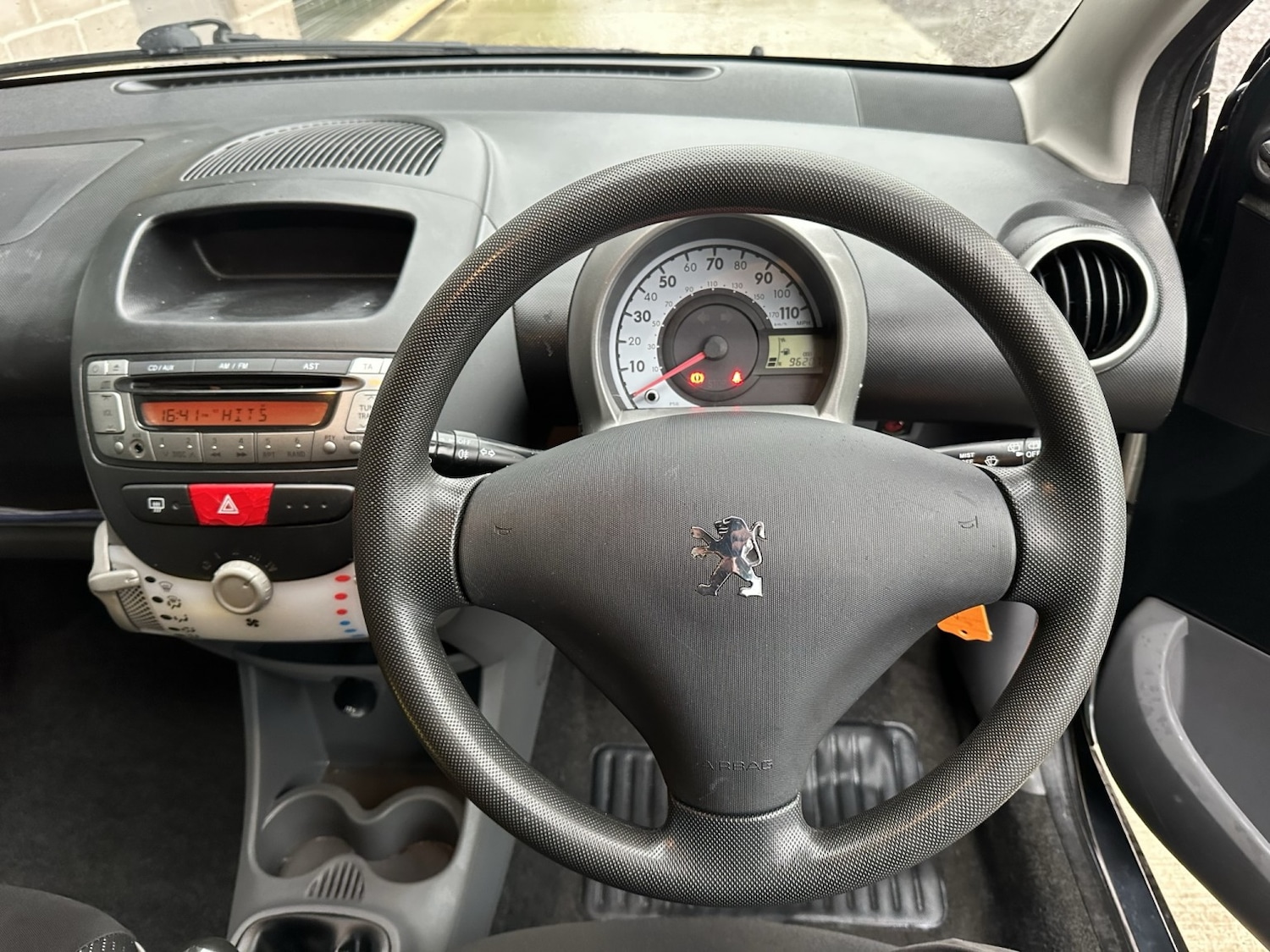 Used Peugeot 107 2012 for sale - 76536740: Photo 11