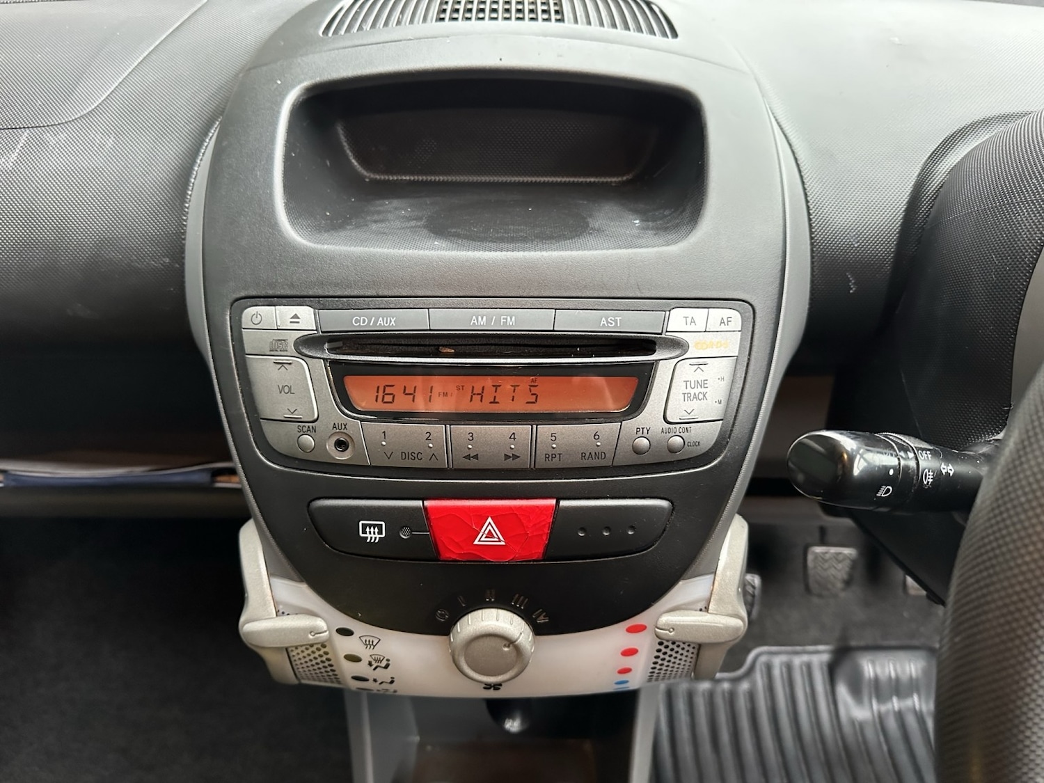 Used Peugeot 107 2012 for sale - 76536740: Photo 12