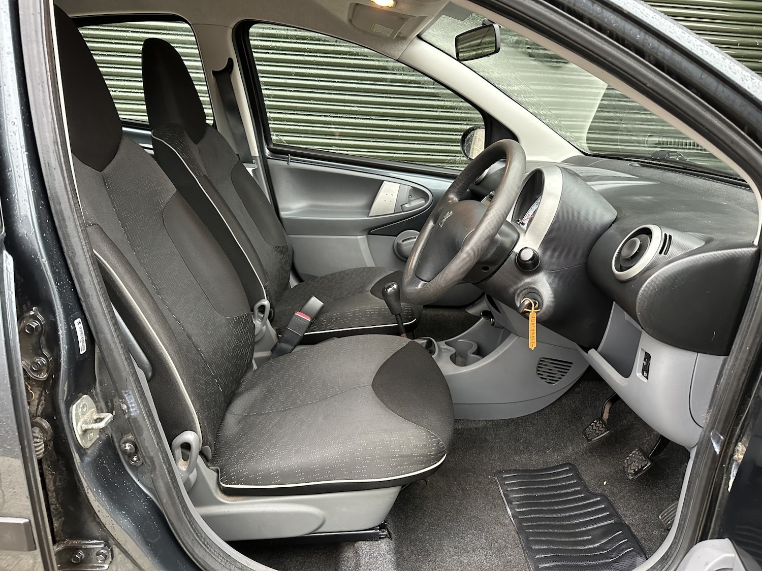 Used Peugeot 107 2012 for sale - 76536740: Photo 4