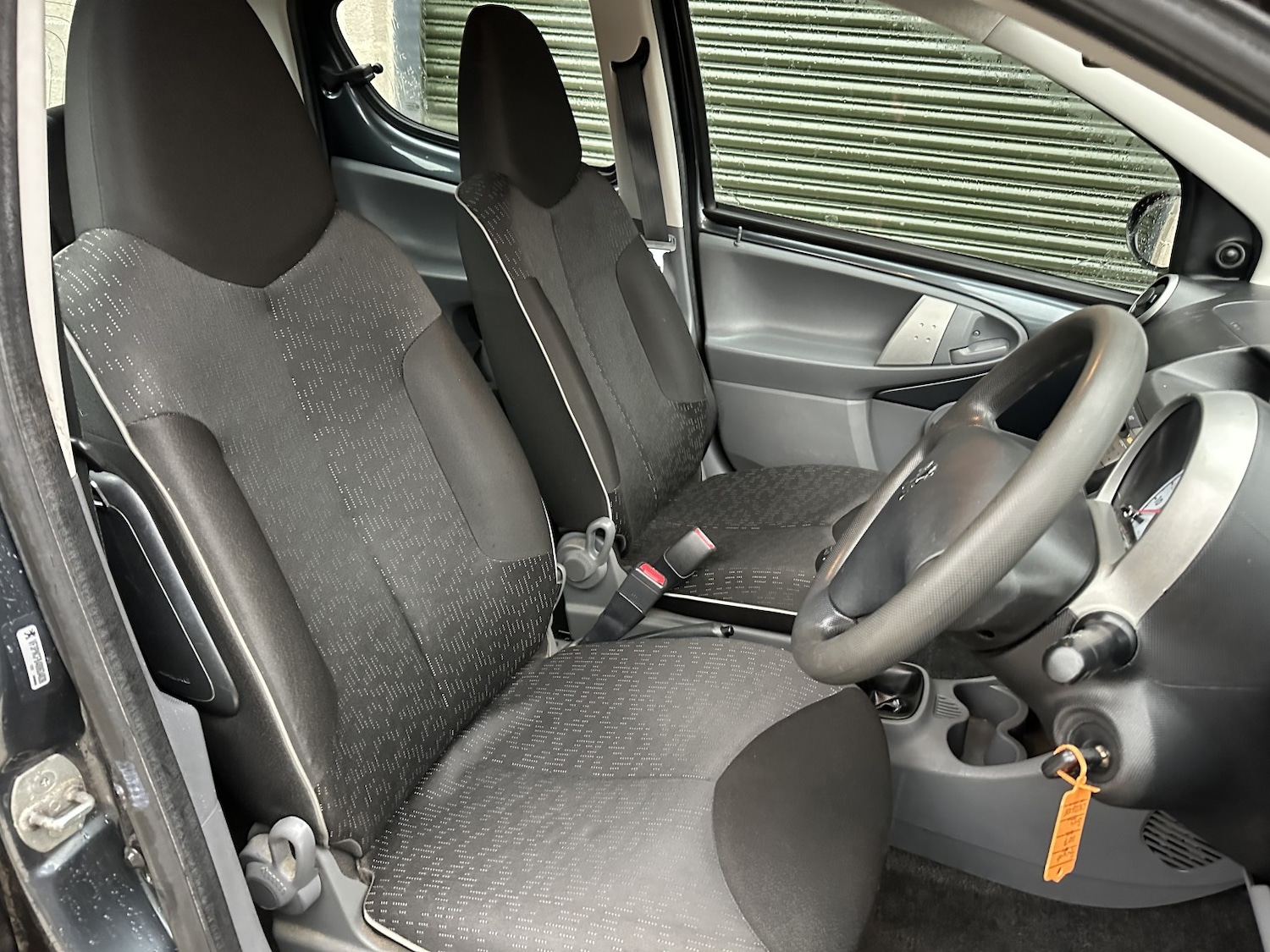 Used Peugeot 107 2012 for sale - 76536740: Photo 5