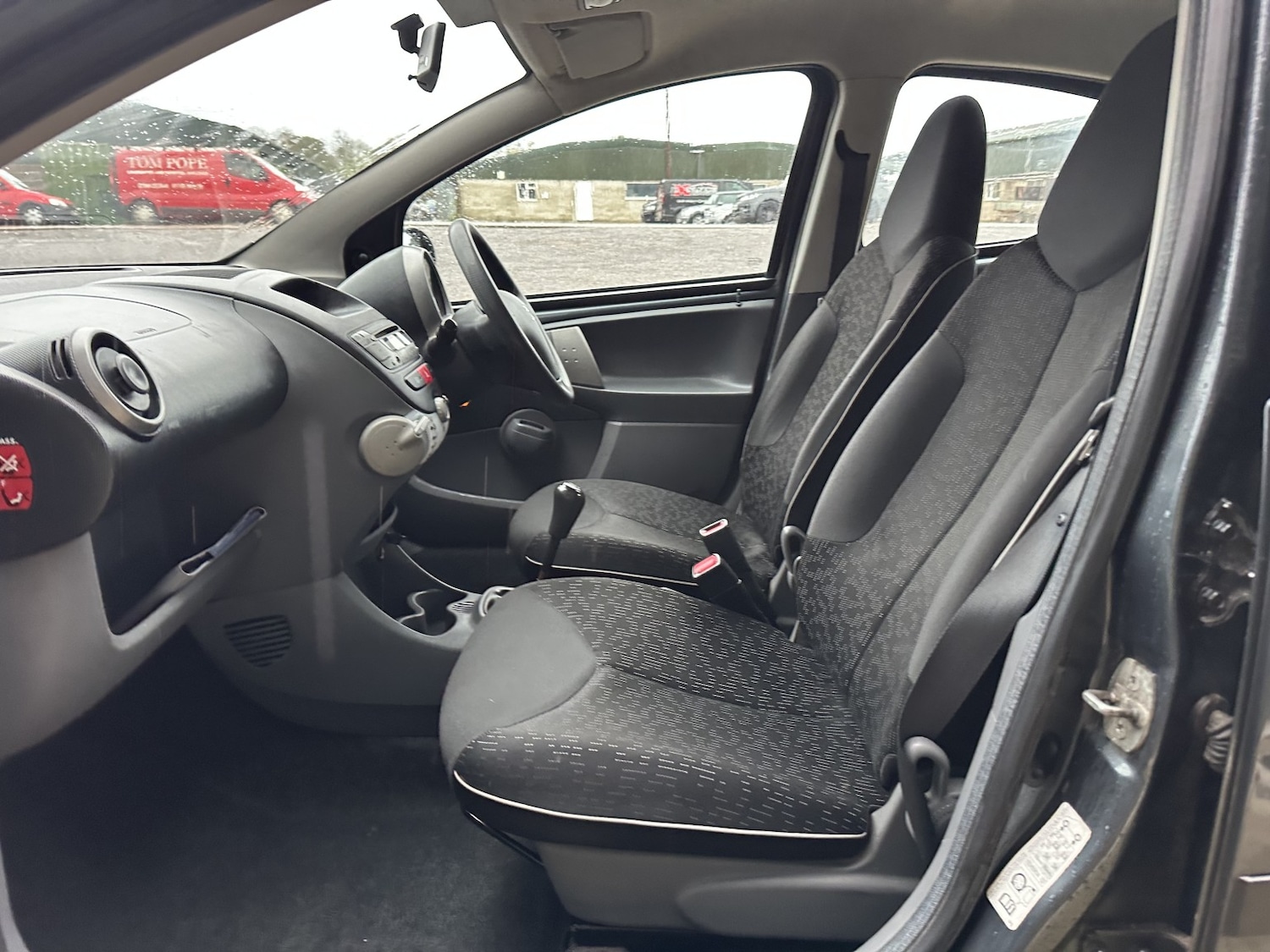 Used Peugeot 107 2012 for sale - 76536740: Photo 7