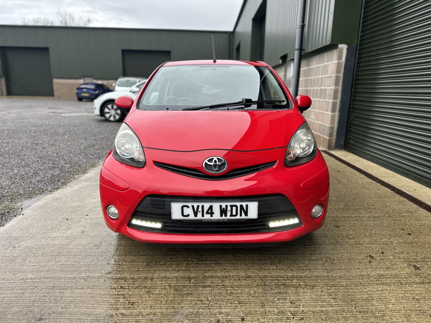 Used Toyota AYGO 2014 for sale - 77342624: Photo 14