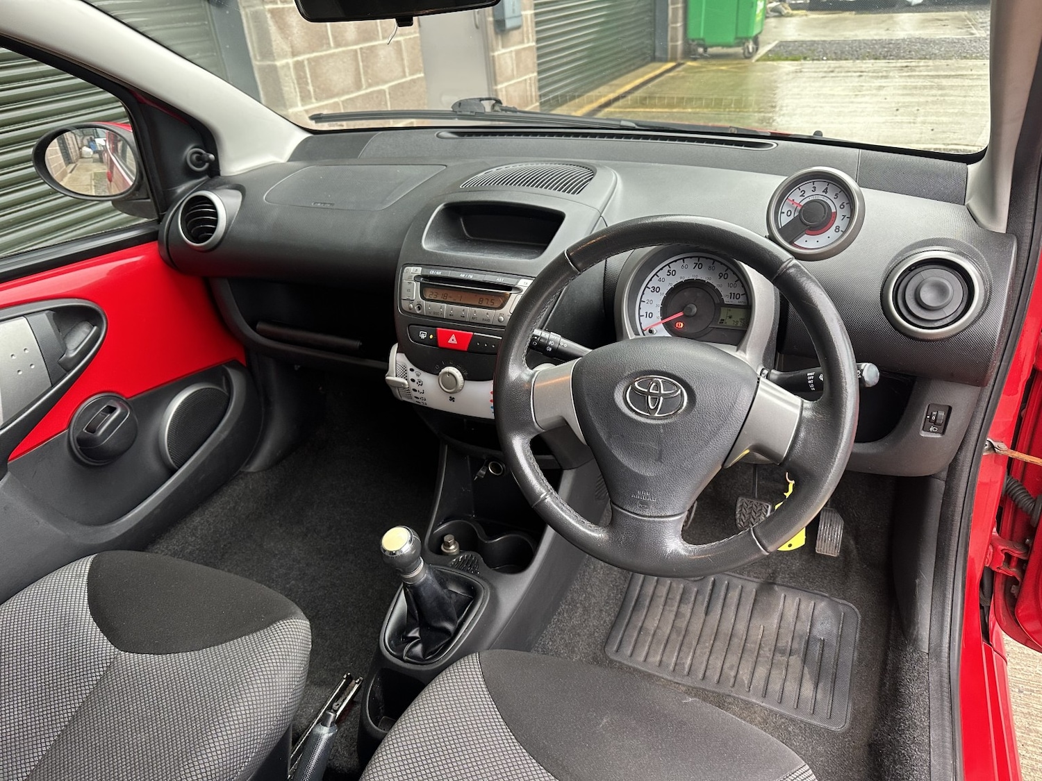 Used Toyota AYGO 2014 for sale - 77342624: Photo 3