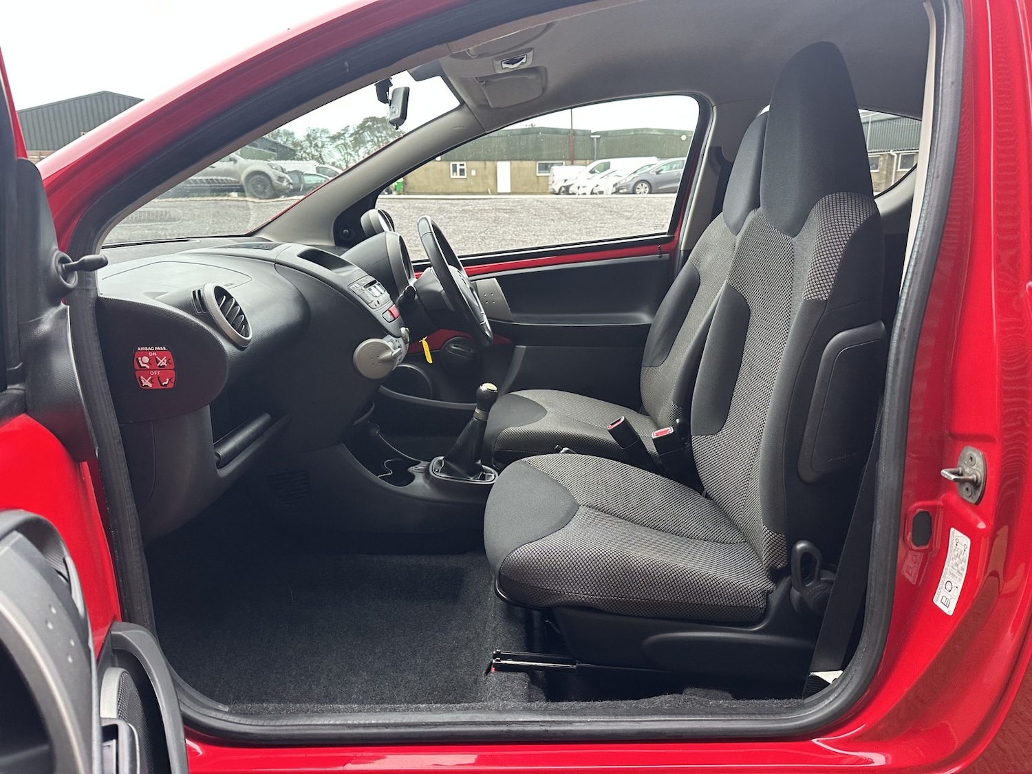 Used Toyota AYGO 2014 for sale - 77342624: Photo 7