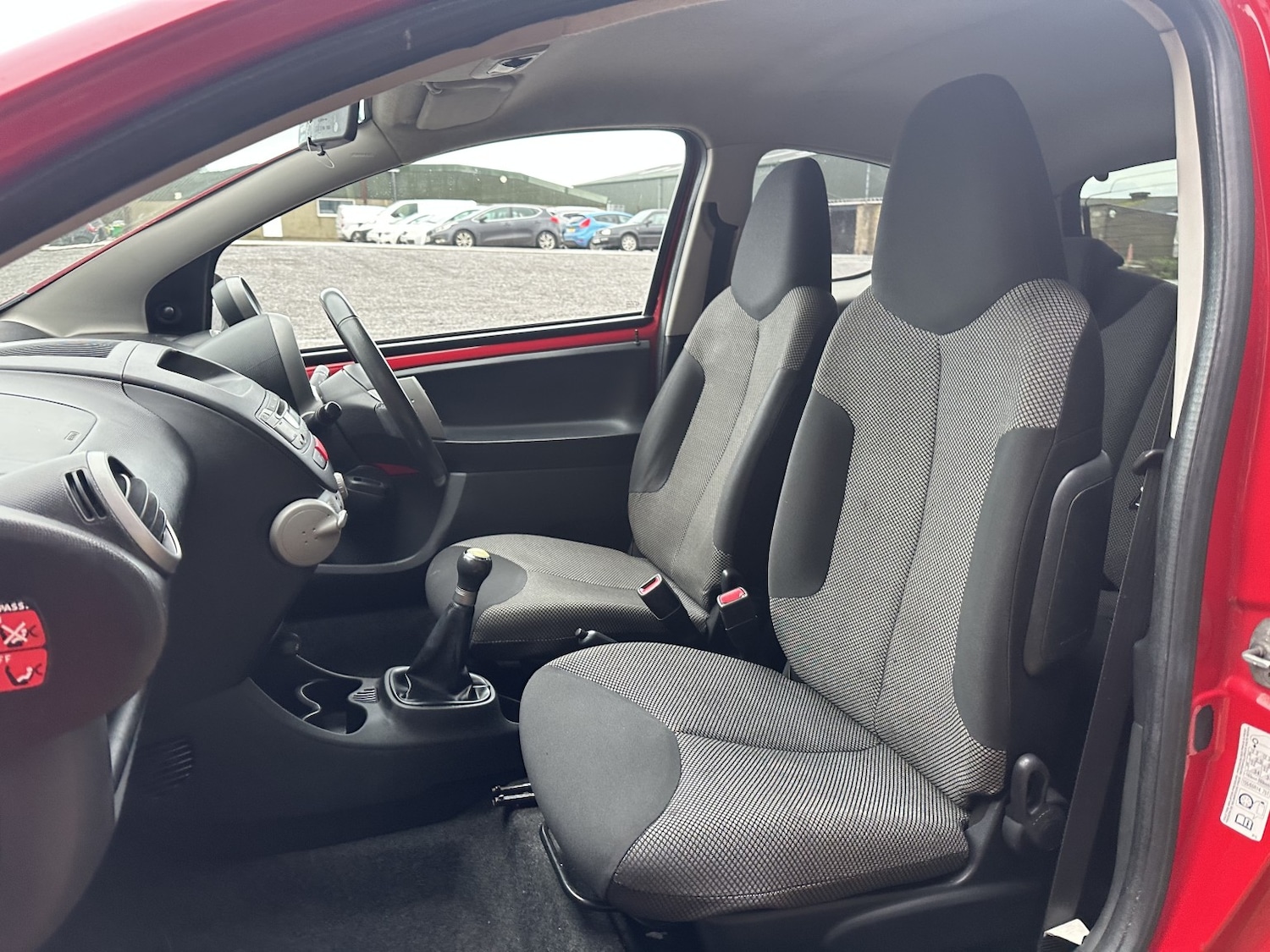 Used Toyota AYGO 2014 for sale - 77342624: Photo 8