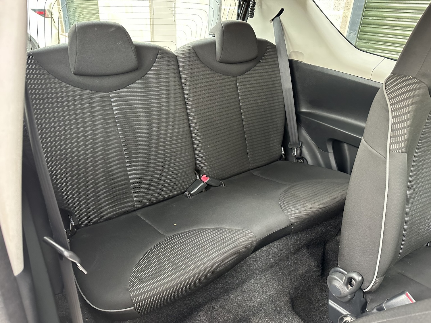 Used Peugeot 107 2014 for sale - 76497494: Photo 11