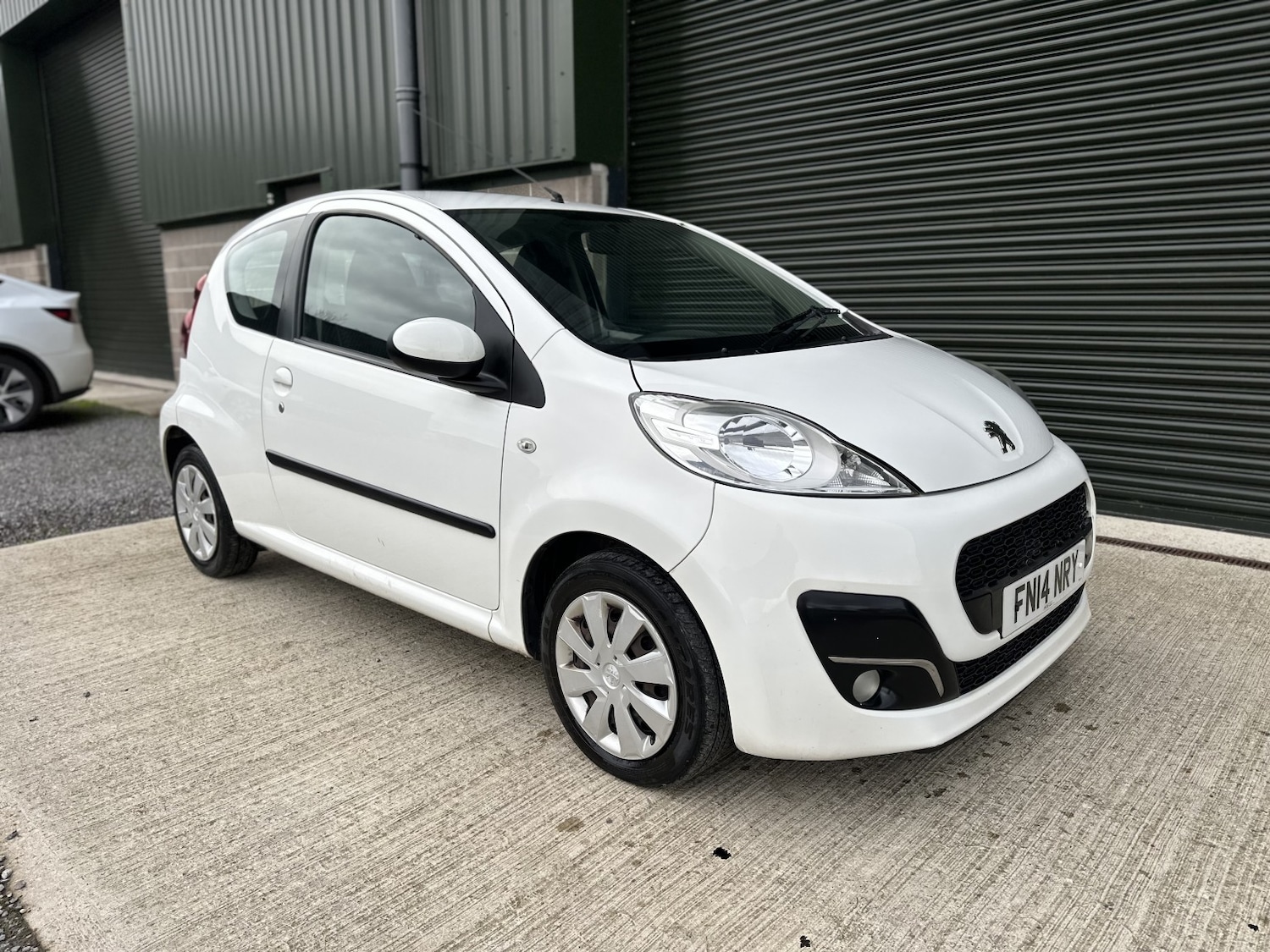 Used Peugeot 107 2014 for sale - 76497494: Photo 14