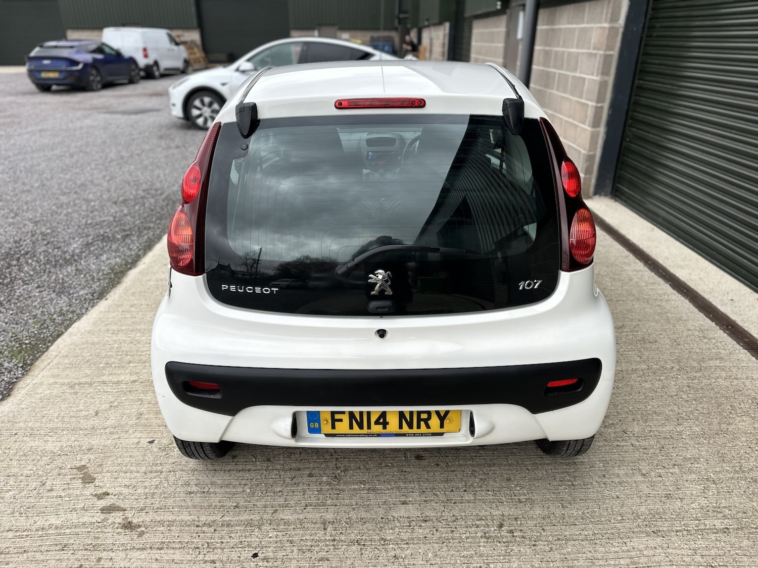 Used Peugeot 107 2014 for sale - 76497494: Photo 19