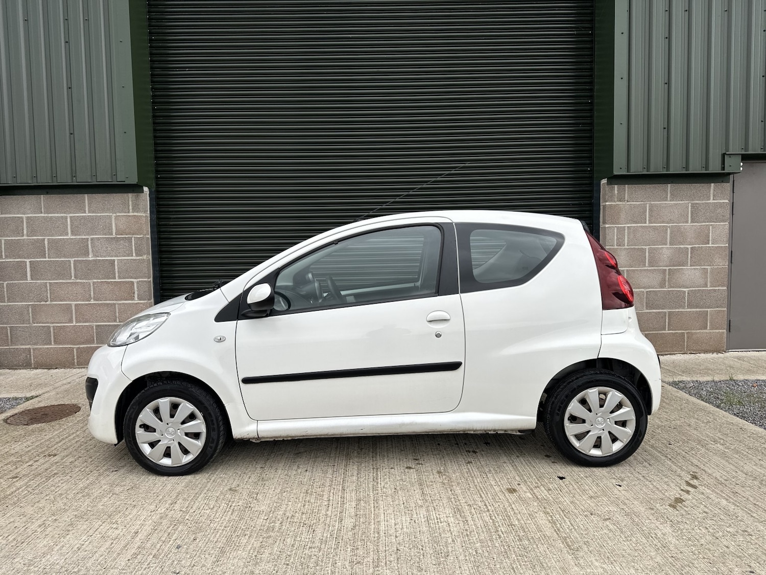 Used Peugeot 107 2014 for sale - 76497494: Photo 23