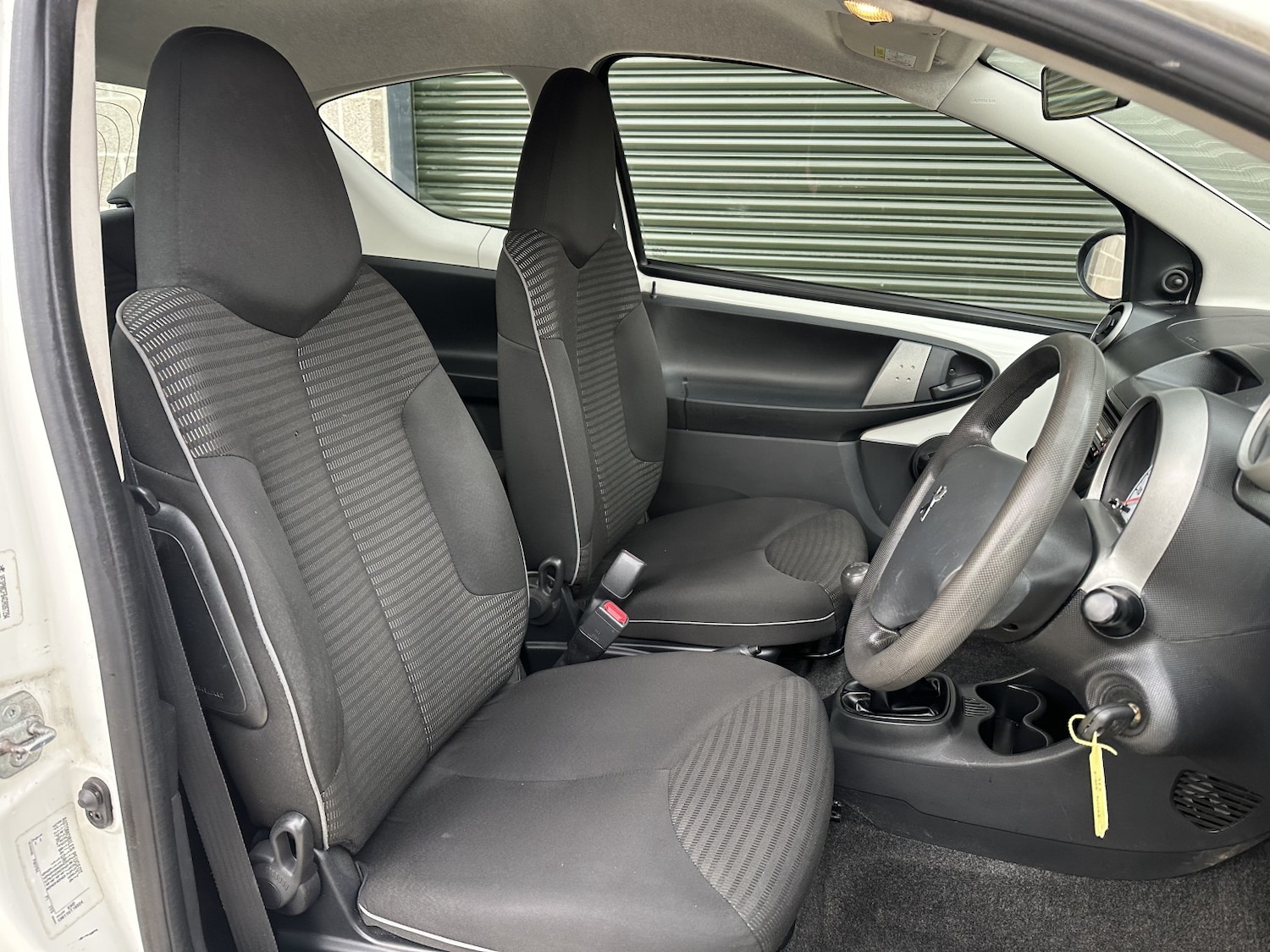 Used Peugeot 107 2014 for sale - 76497494: Photo 5