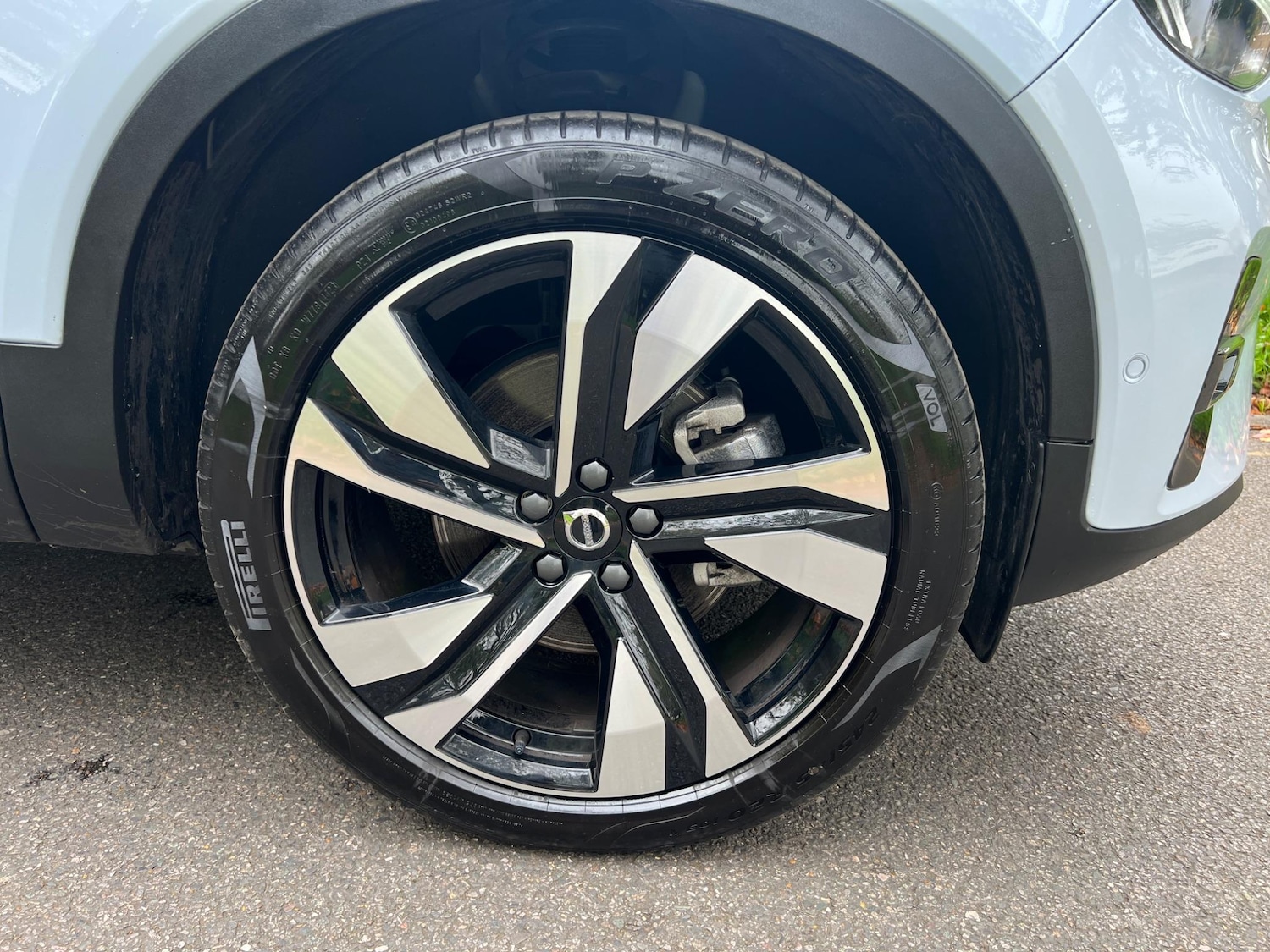 Used Volvo XC40 2024 for sale - 76994343: Photo 15