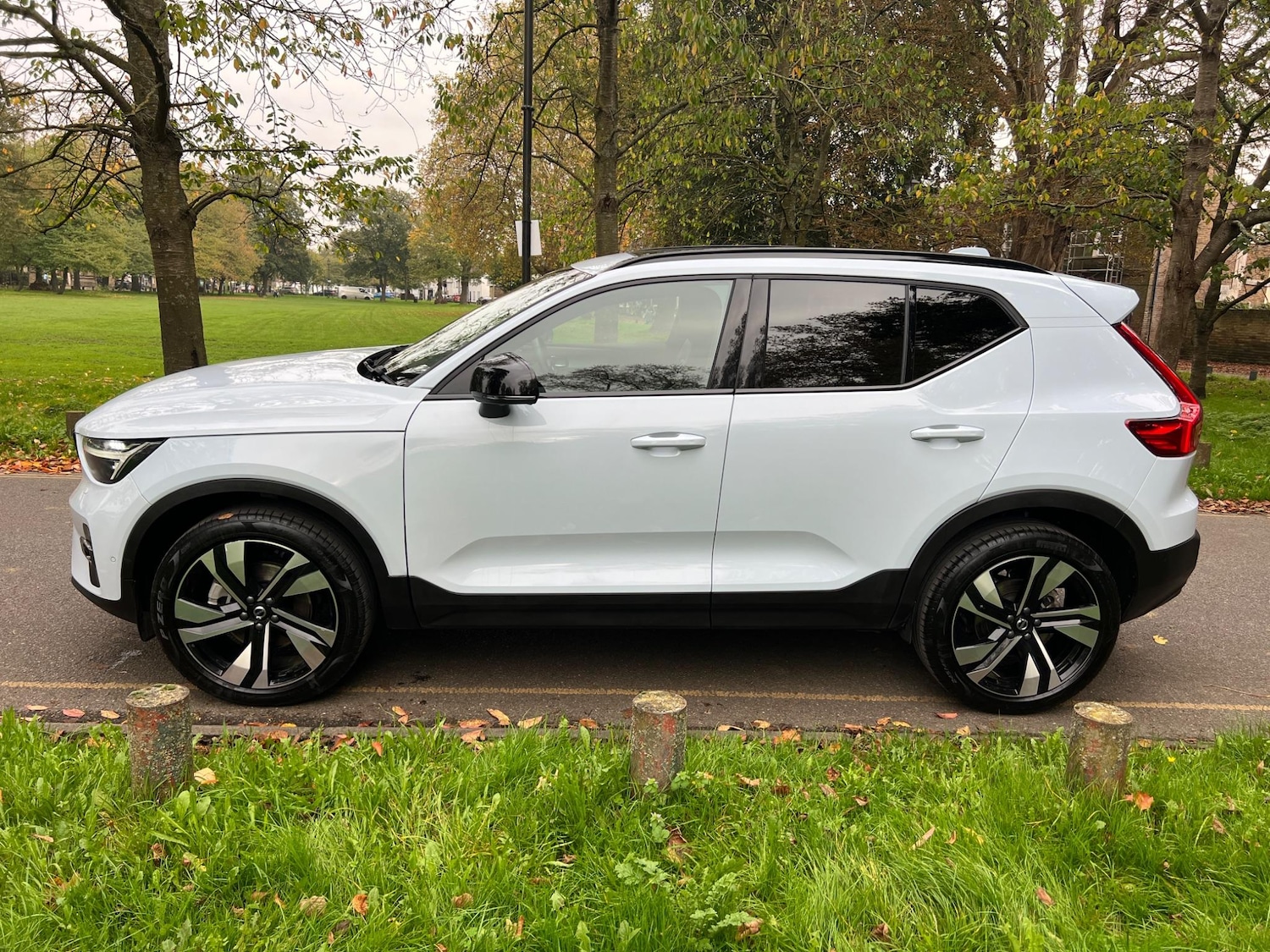 Used Volvo XC40 2024 for sale - 76994343: Photo 9