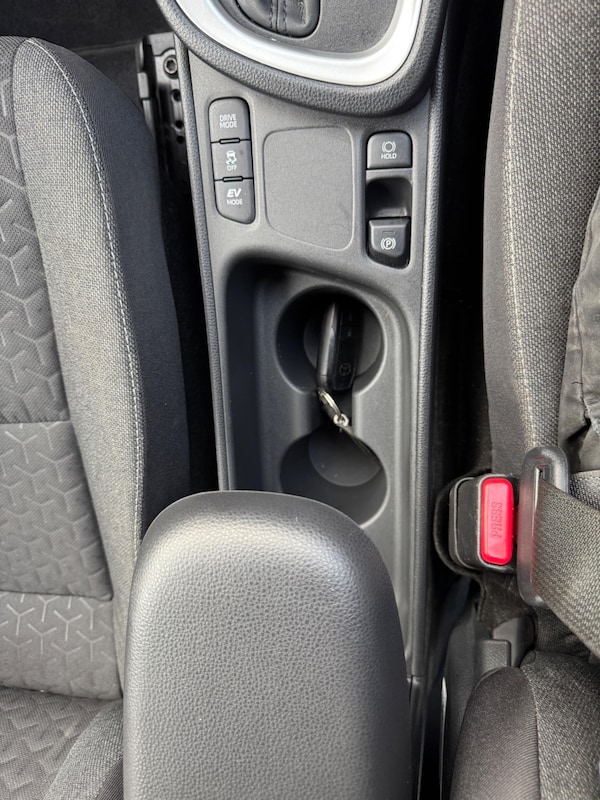 Used Toyota Yaris Cross 2023 for sale - 74713451: Photo 29