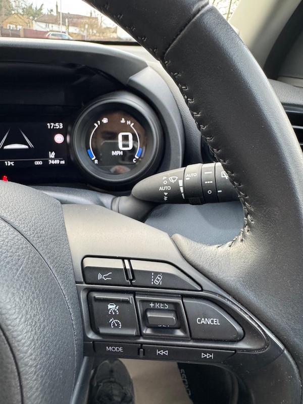 Used Toyota Yaris Cross 2023 for sale - 74713451: Photo 33