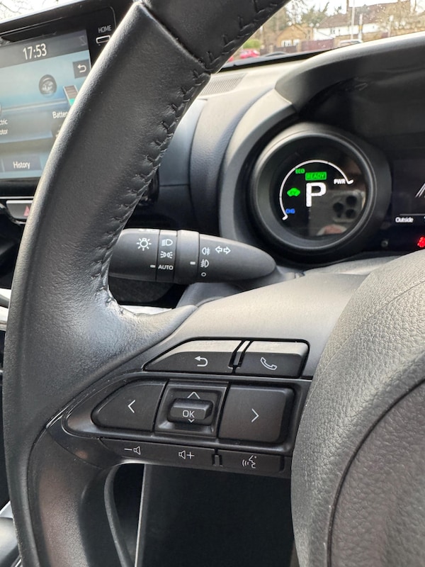 Used Toyota Yaris Cross 2023 for sale - 74713451: Photo 34