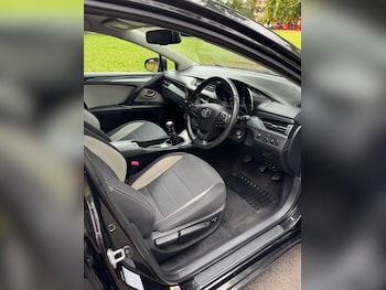 Used Toyota Avensis 2016 for sale - 75884839: Photo