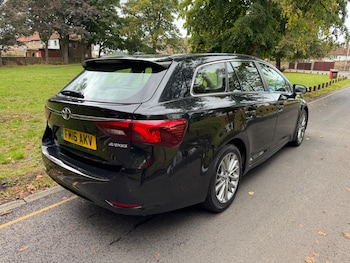 Used Toyota Avensis 2016 for sale - 75884839: Photo