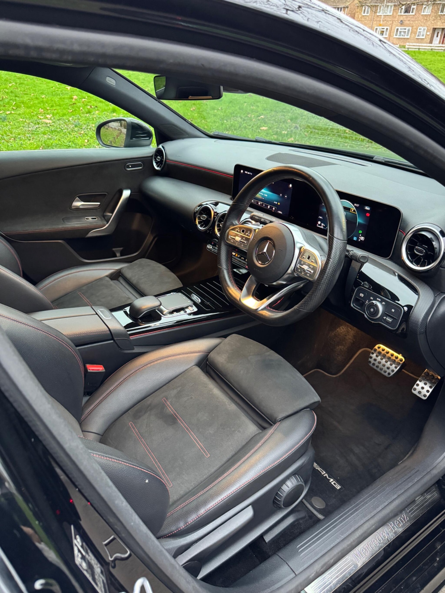 Used Mercedes-Benz A-Class 2019 for sale - 77645931: Photo 2