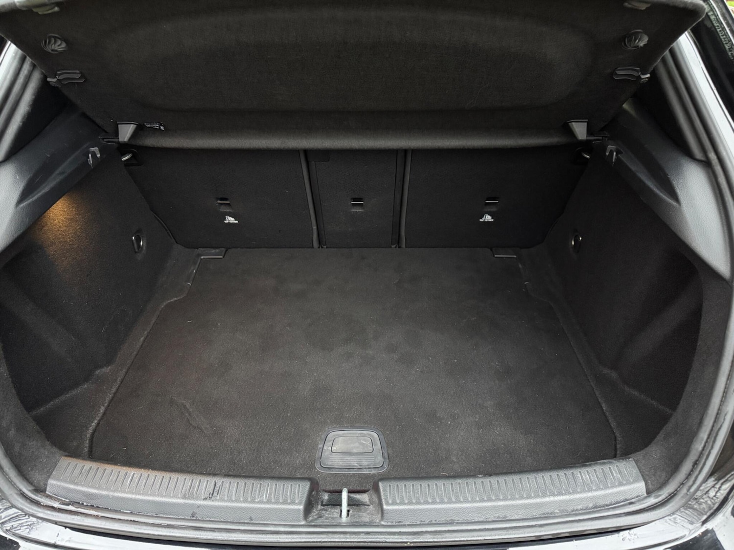 Used Mercedes-Benz A-Class 2019 for sale - 77645931: Photo 53