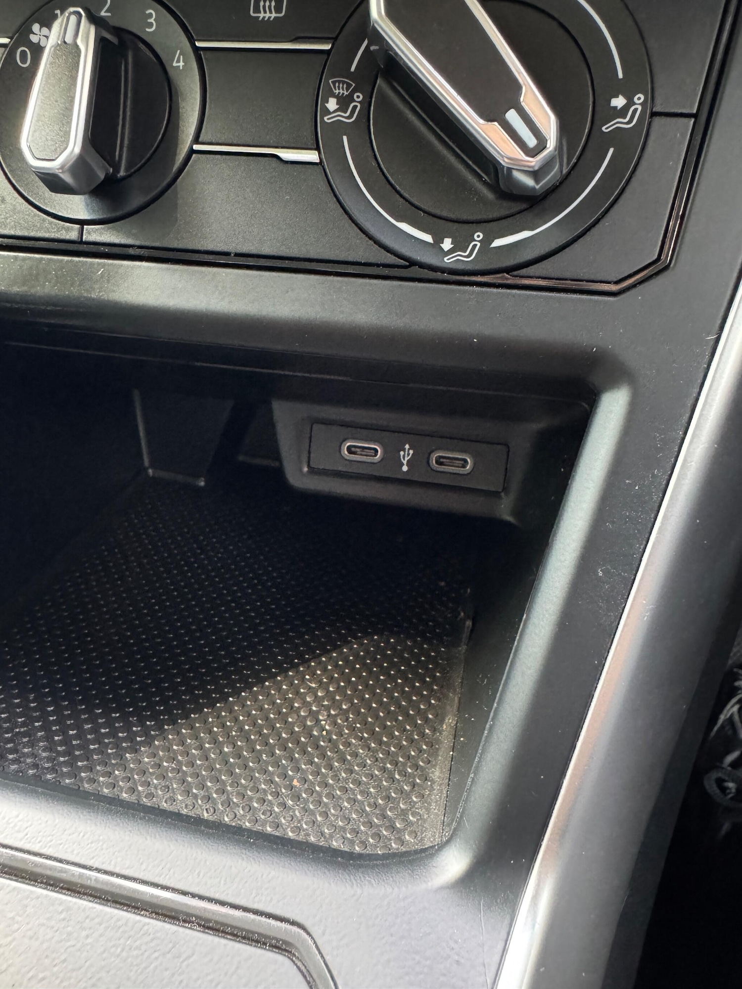 Used Volkswagen Polo 2023 for sale - 76109415: Photo 35