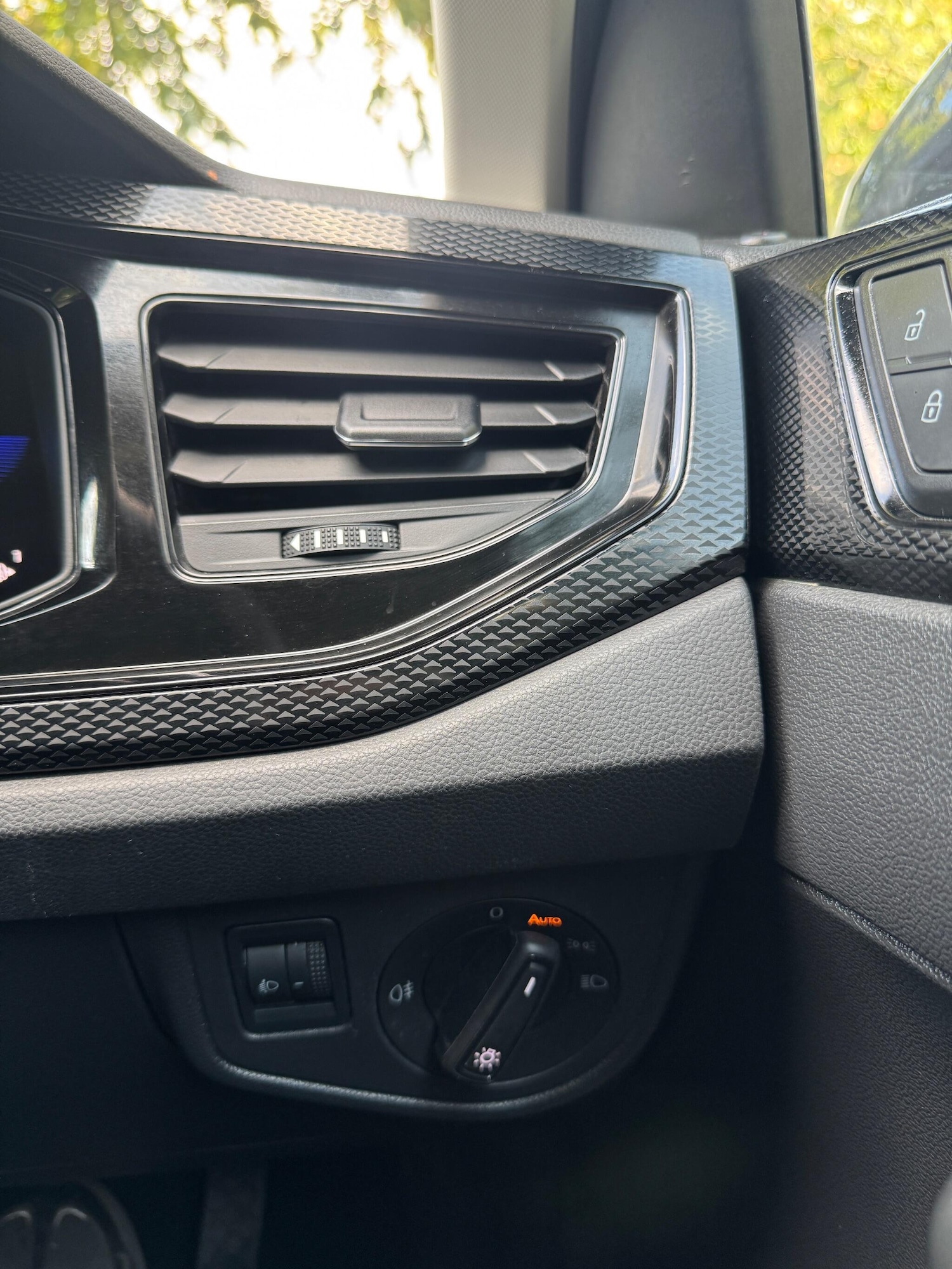 Used Volkswagen Polo 2023 for sale - 76109415: Photo 39