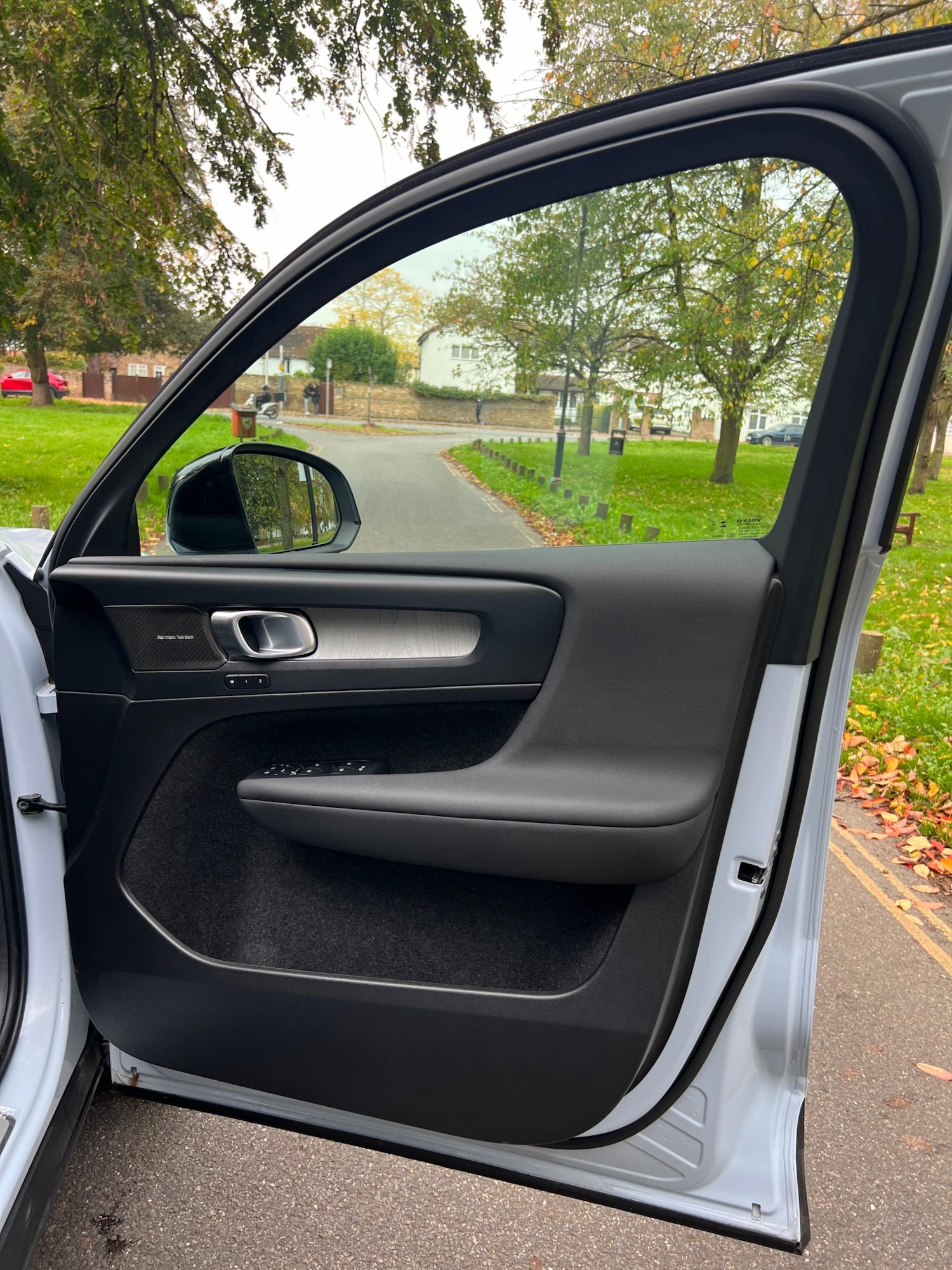 Used Volvo XC40 2024 for sale - 76440759: Photo 18