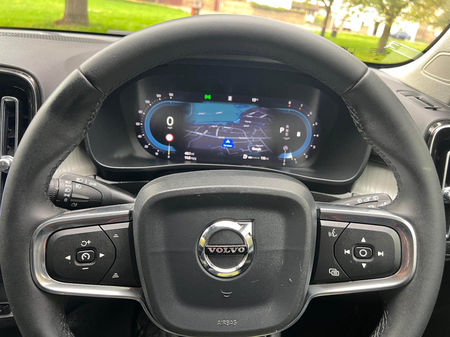 Used Volvo XC40 2024 for sale - 76440759: Photo 25