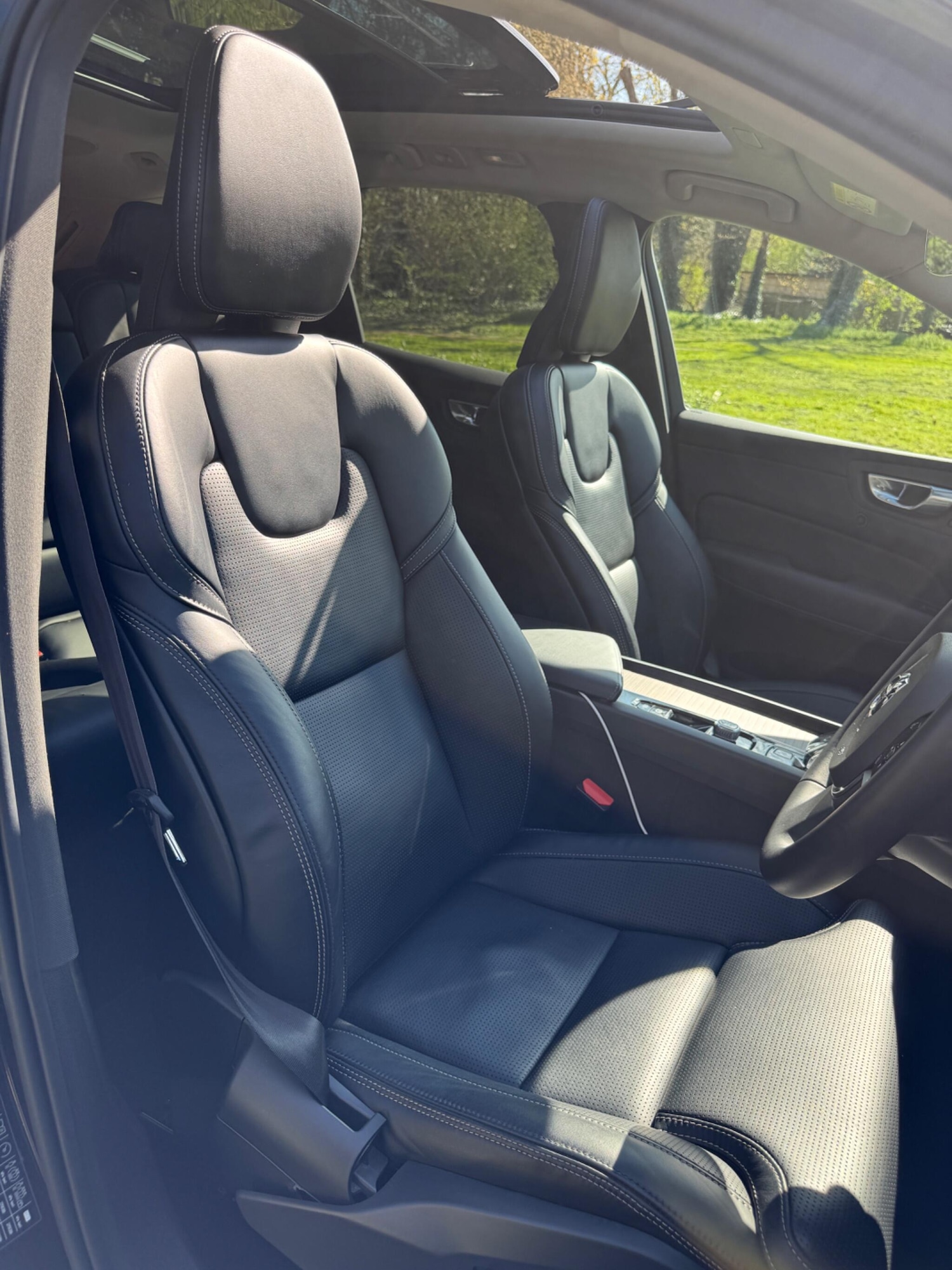 Used Volvo XC60 2023 for sale - 78116360: Photo 28