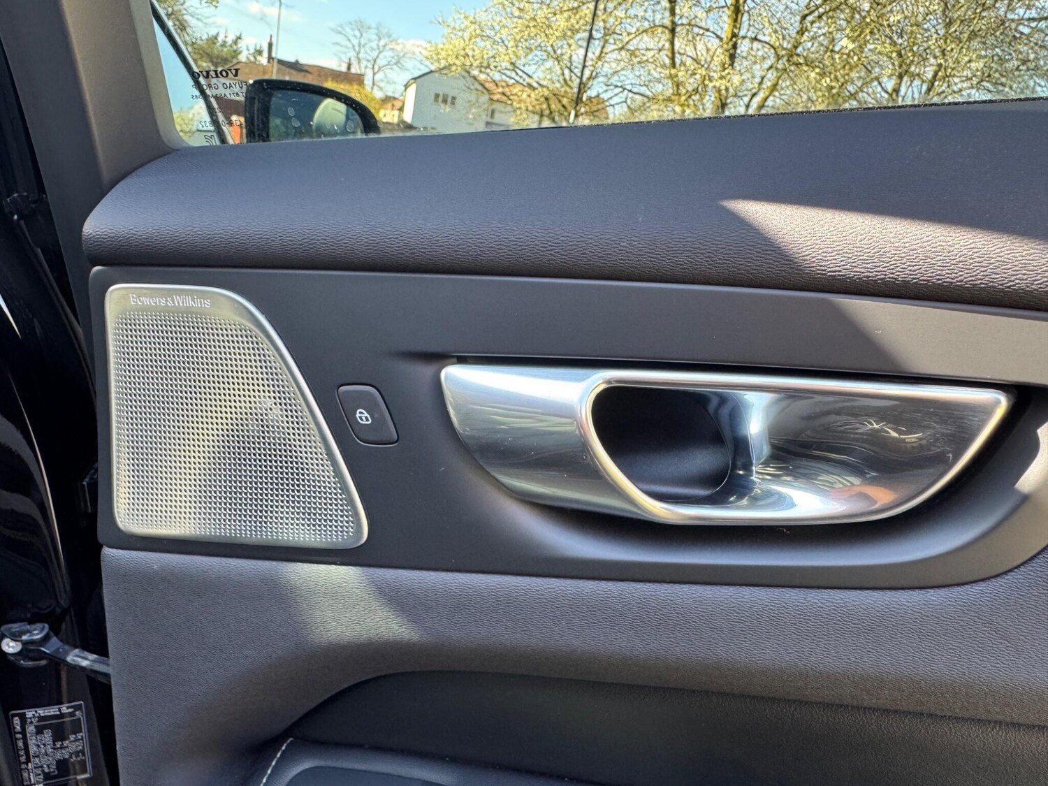 Used Volvo XC60 2023 for sale - 78116360: Photo 51