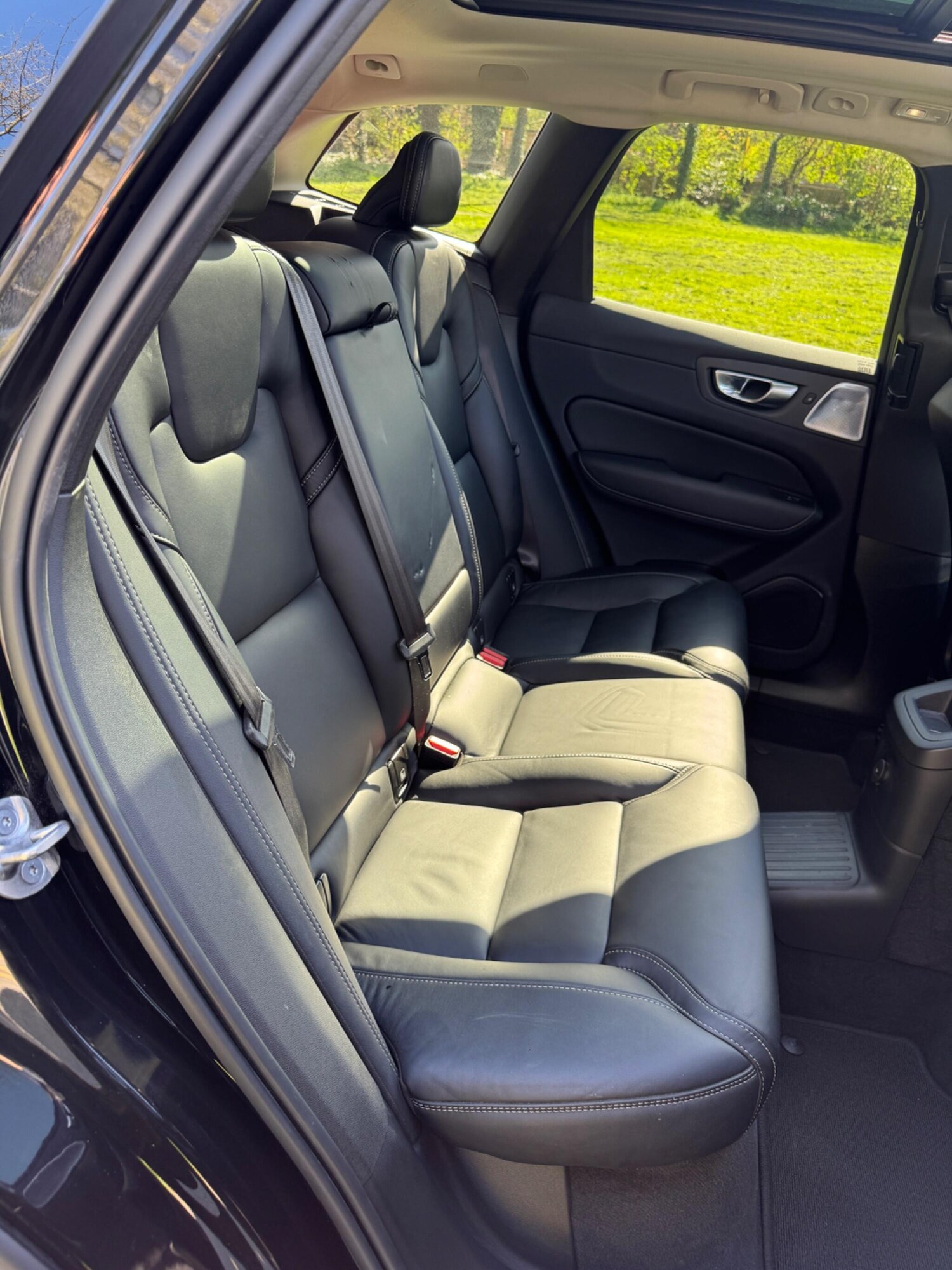 Used Volvo XC60 2023 for sale - 78116360: Photo 53