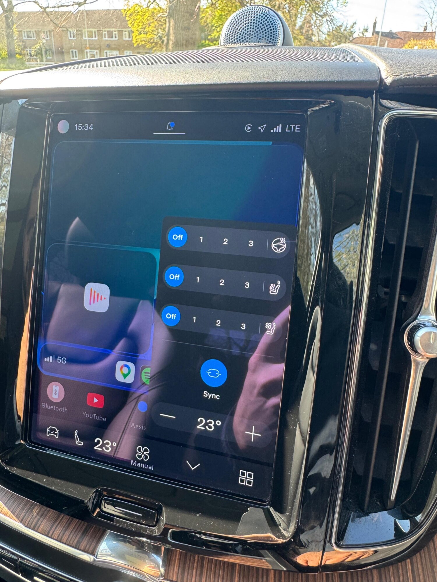 Used Volvo XC60 2023 for sale - 78116360: Photo 78